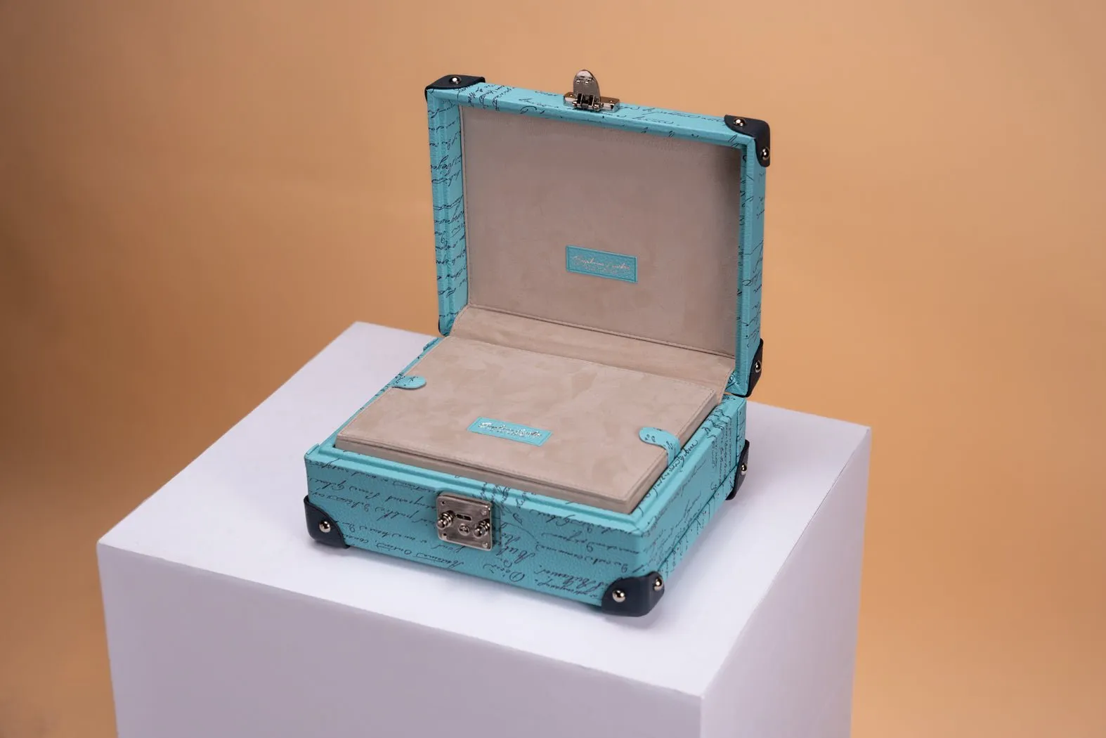 Maya Watch Case - Togo Parchment Tiffany Blue